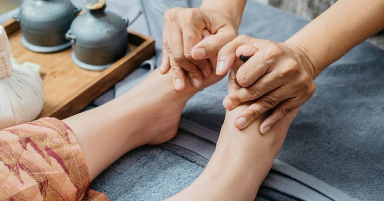 Foot Reflexology for Athletes: Enhancing Performance and Recovery