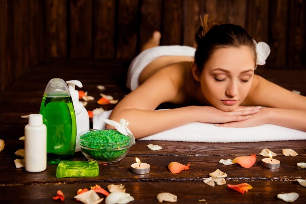 What is the Difference Between Ayurvedic Spa and Regular Spa?